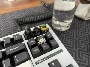 spill water on mechalical keyboard
